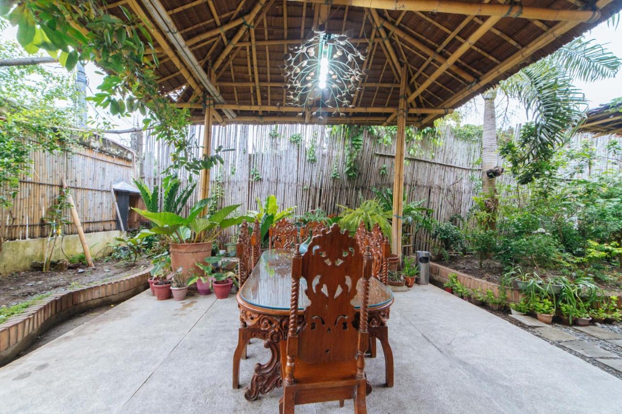 Reddoorz @ N Roldan Street Hotel Kalibo Exterior photo
