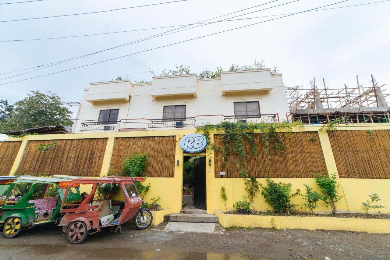 Reddoorz @ N Roldan Street Hotel Kalibo Exterior photo